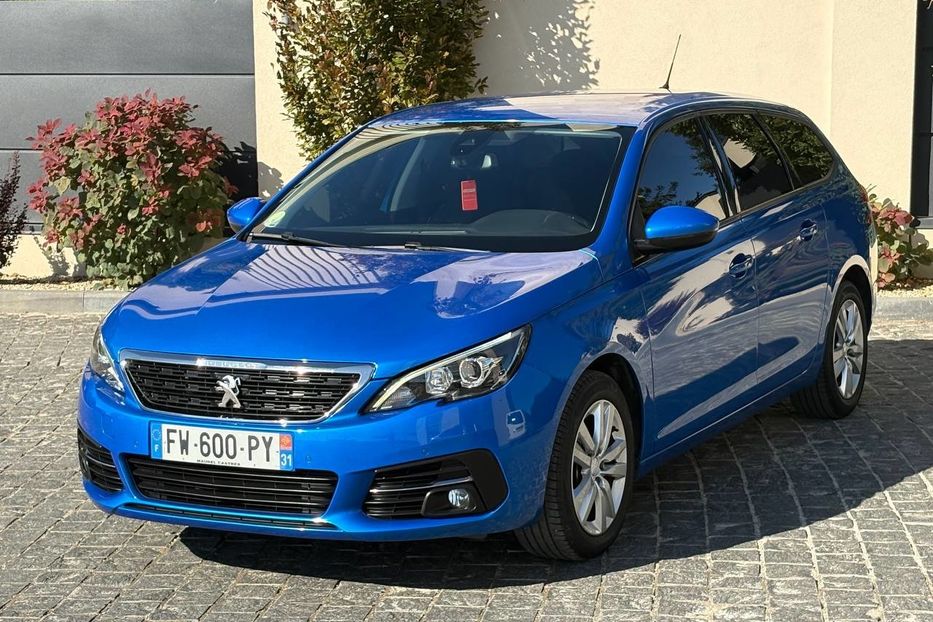 Продам Peugeot 308 LED NAV KLIM НЕ МАЛЬОВАНИЙ 101 2021 года в Львове