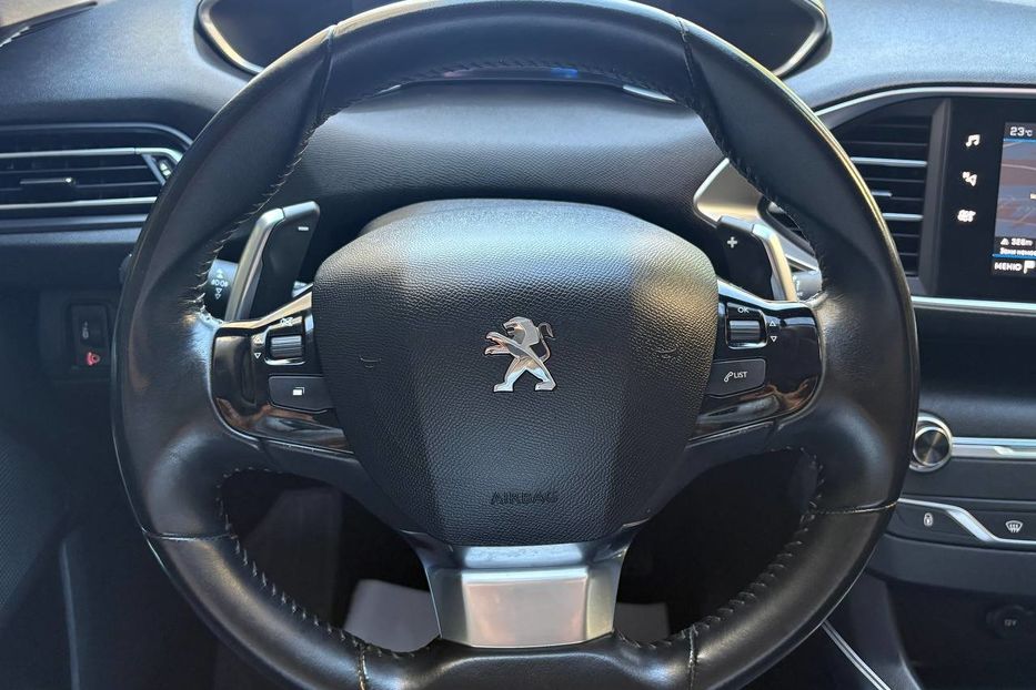 Продам Peugeot 308 LED NAV KLIM НЕ МАЛЬОВАНИЙ 101 2021 года в Львове