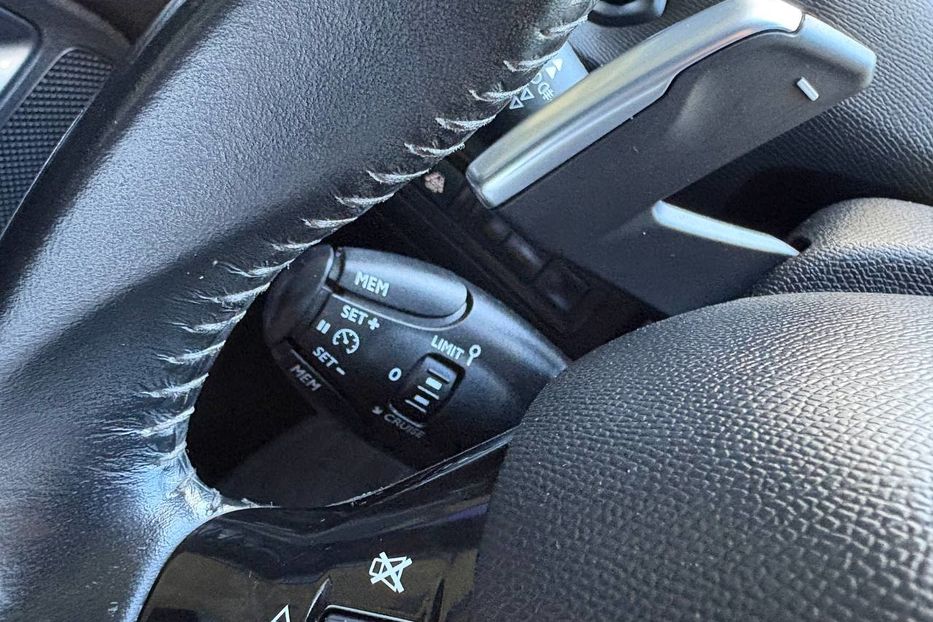 Продам Peugeot 308 LED NAV KLIM НЕ МАЛЬОВАНИЙ 101 2021 года в Львове