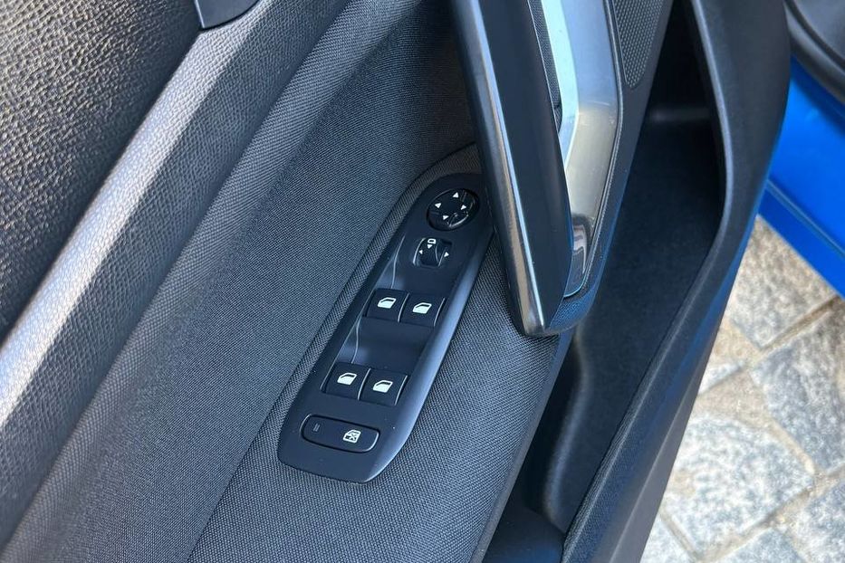 Продам Peugeot 308 LED NAV KLIM НЕ МАЛЬОВАНИЙ 101 2021 года в Львове