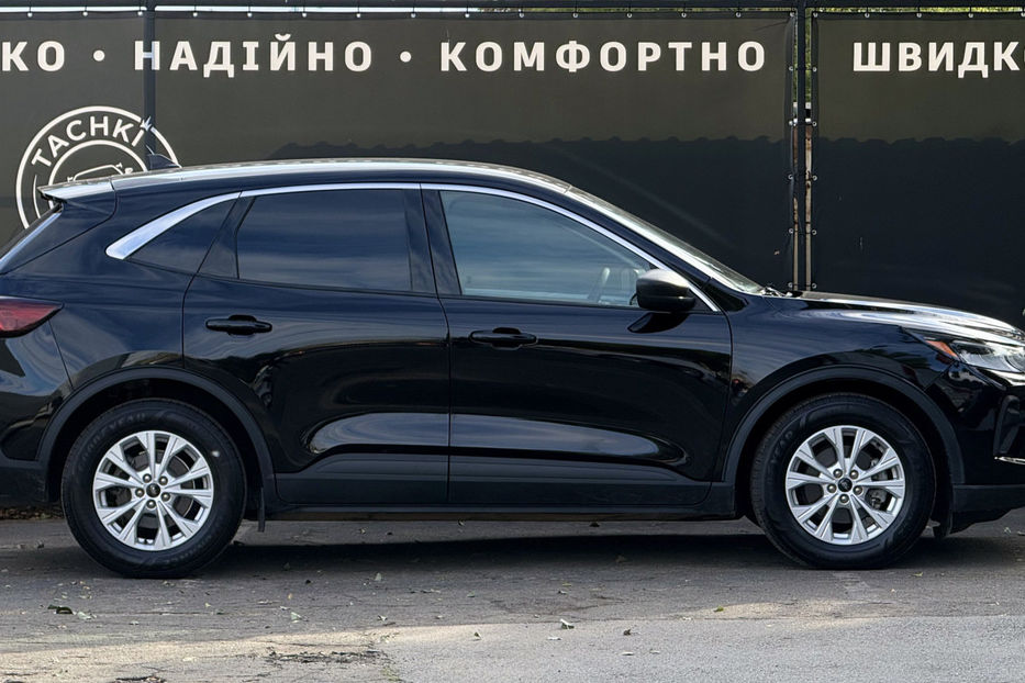 Продам Ford Escape 1.5 EcoBoost AT (180 к.с)  2023 года в Киеве