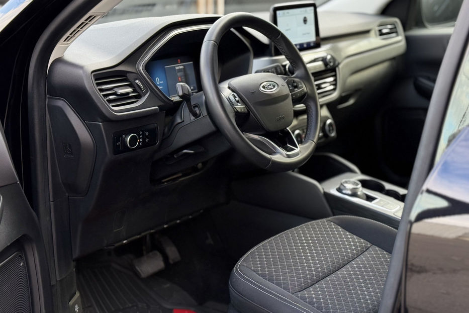 Продам Ford Escape 1.5 EcoBoost AT (180 к.с)  2023 года в Киеве