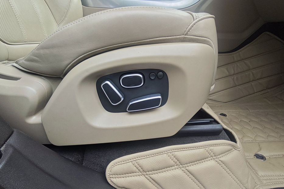 Продам Land Rover Range Rover Sport HSE 2014 года в Киеве