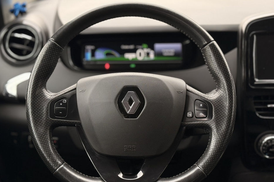 Продам Renault Zoe R90 44.1 kWh (92 к.с.)  2018 года в Киеве