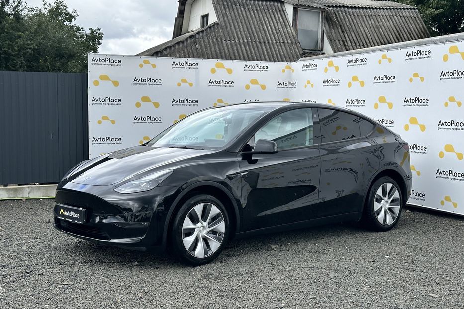 Продам Tesla Model Y 2022 года в Луцке
