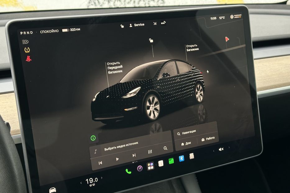 Продам Tesla Model Y 2022 года в Луцке