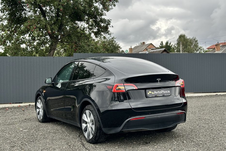 Продам Tesla Model Y 2022 года в Луцке