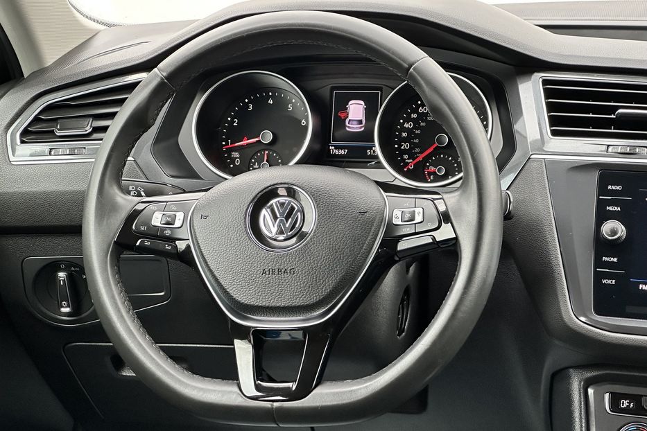 Продам Volkswagen Tiguan SE 2020 года в Луцке