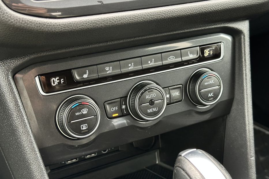 Продам Volkswagen Tiguan SE 2020 года в Луцке