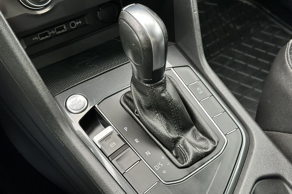 Продам Volkswagen Tiguan SE 2020 года в Луцке