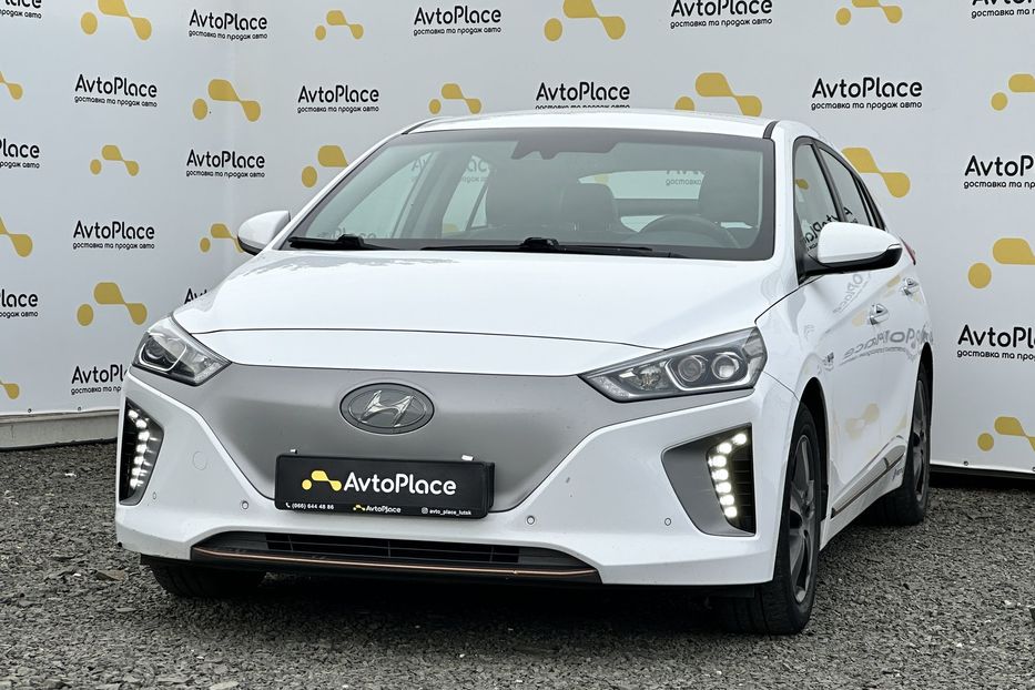 Продам Hyundai Ioniq 28 квт 2016 года в Луцке