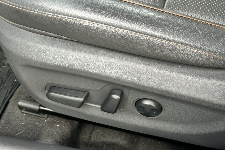 Продам Hyundai Ioniq 28 квт 2016 года в Луцке