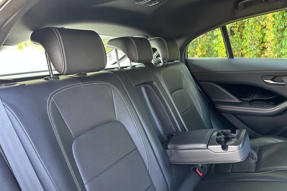 Продам Jaguar SL I-Pace  2018 года в Черновцах