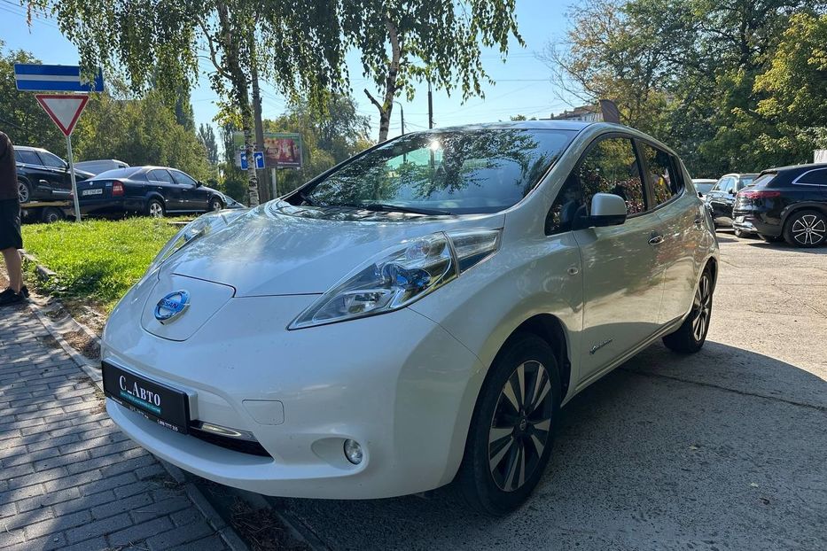 Продам Nissan Leaf 2017 года в Черновцах