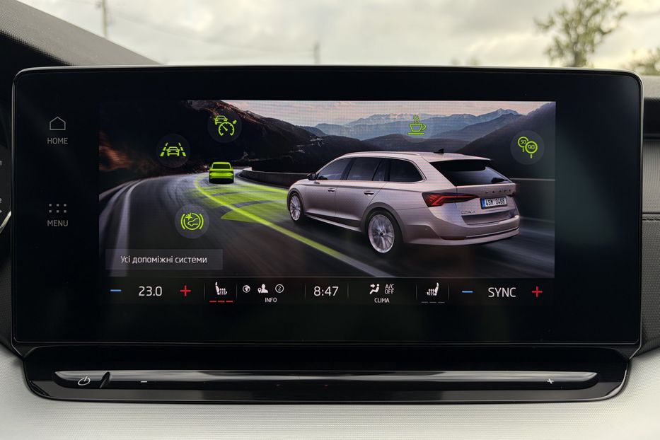 Продам Skoda Octavia А8 2.0 TDI 150к. FULL LED 2022 года в Львове