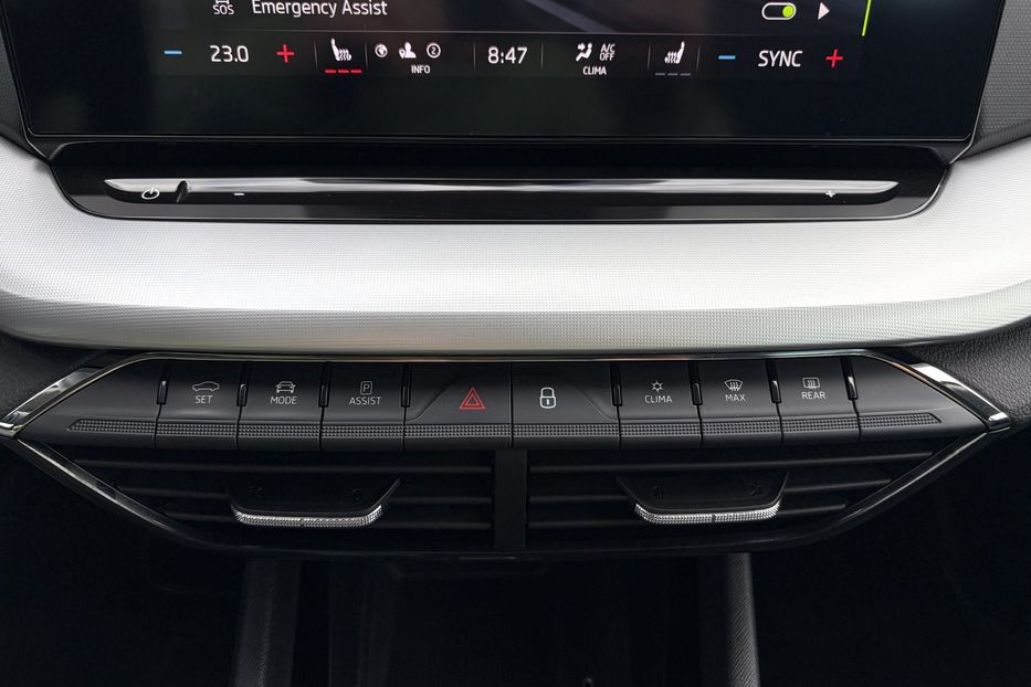 Продам Skoda Octavia А8 2.0 TDI 150к. FULL LED 2022 года в Львове