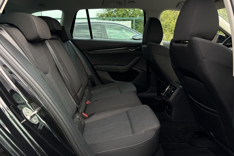 Продам Skoda Octavia А8 2.0 TDI 150к. FULL LED 2022 года в Львове