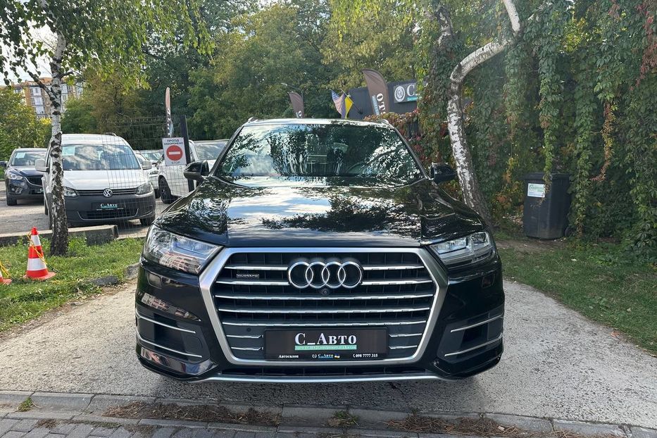 Продам Audi Q7 2017 года в Черновцах
