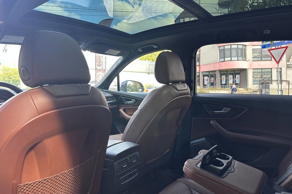 Продам Audi Q7 2017 года в Черновцах