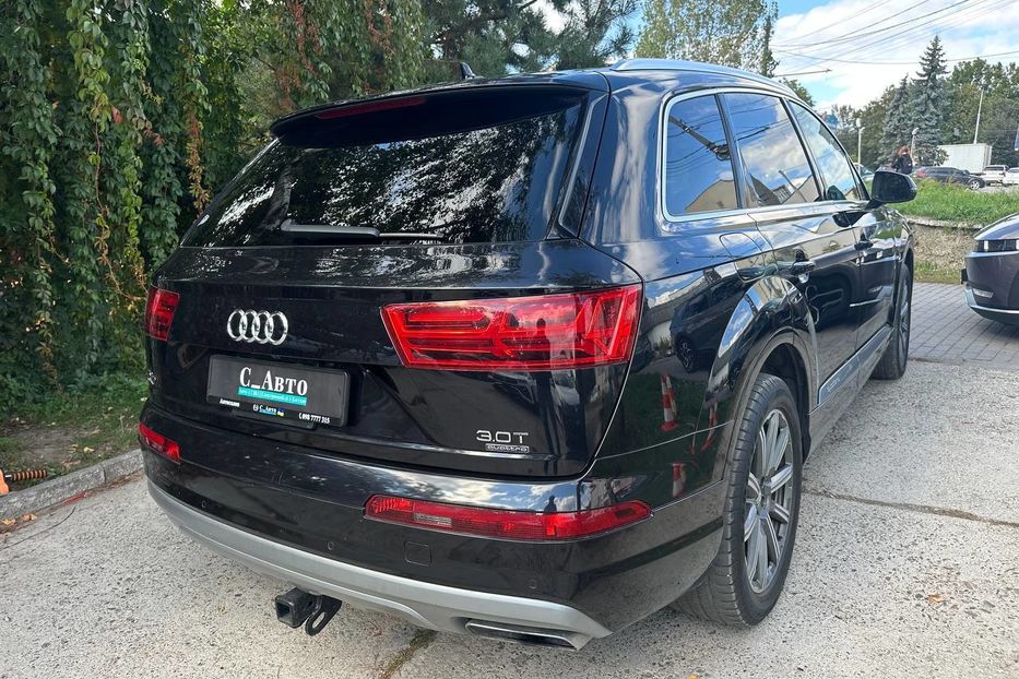 Продам Audi Q7 2017 года в Черновцах