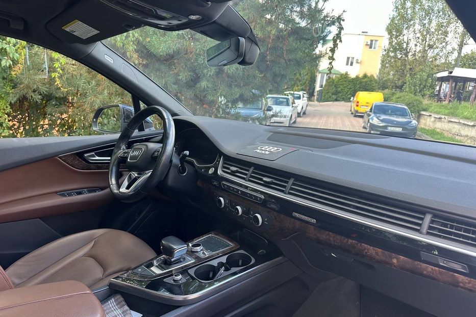 Продам Audi Q7 2017 года в Черновцах
