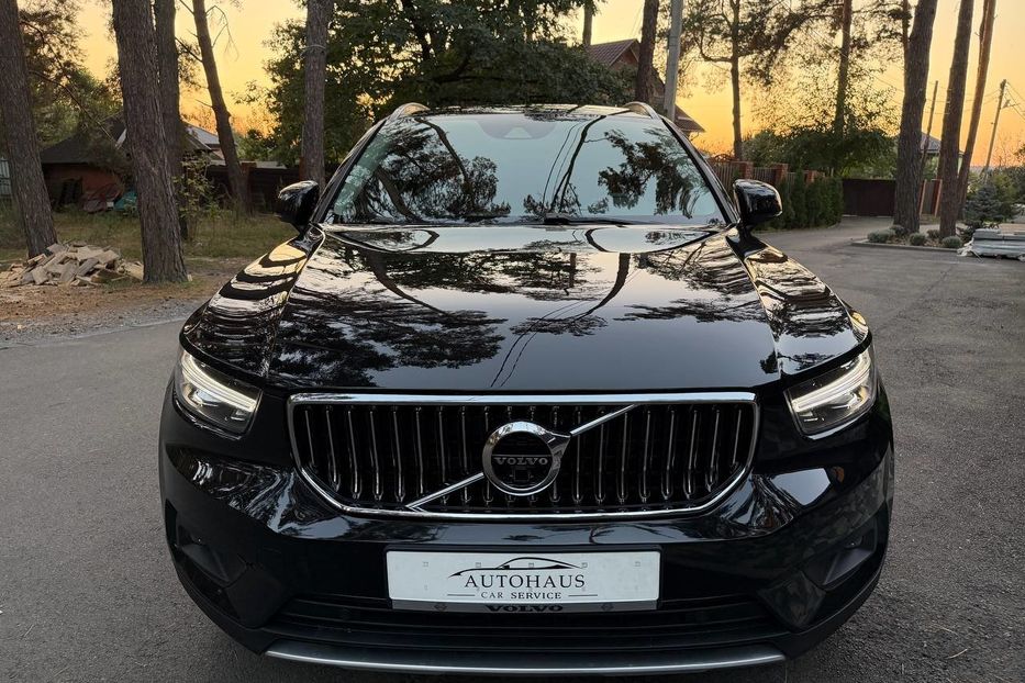 Продам Volvo XC60 XC40, T5 Momentum 2021 года в Киеве