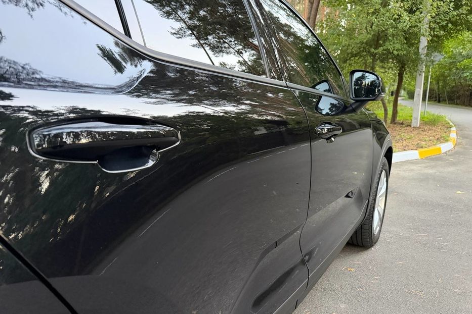 Продам Volvo XC60 XC40, T5 Momentum 2021 года в Киеве