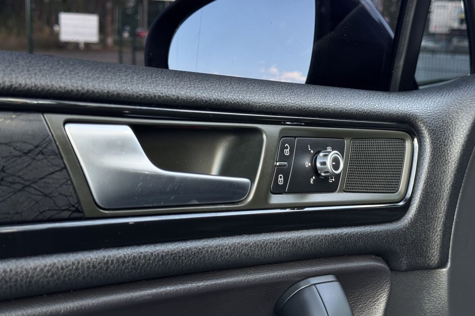 Продам Volkswagen Touareg NF 4Motion (Ланцюги замінені) 2012 года в г. Умань, Черкасская область