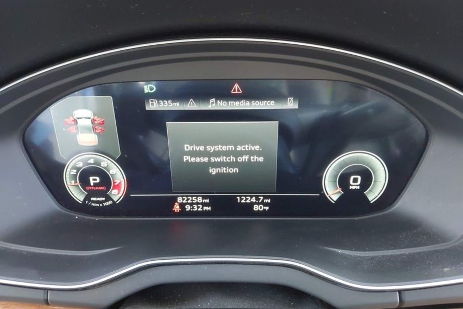 Продам Audi Q5 Premium Plus 45 Tfsi Quattro S 2021 года в Львове