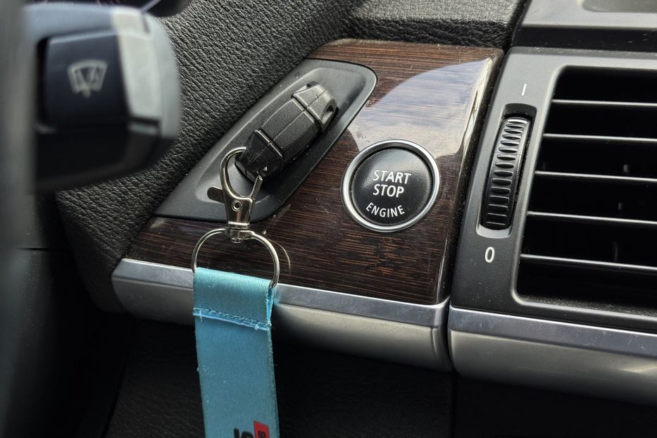 Продам BMW X5 Е70  xDrive (FL) 2012 года в г. Умань, Черкасская область