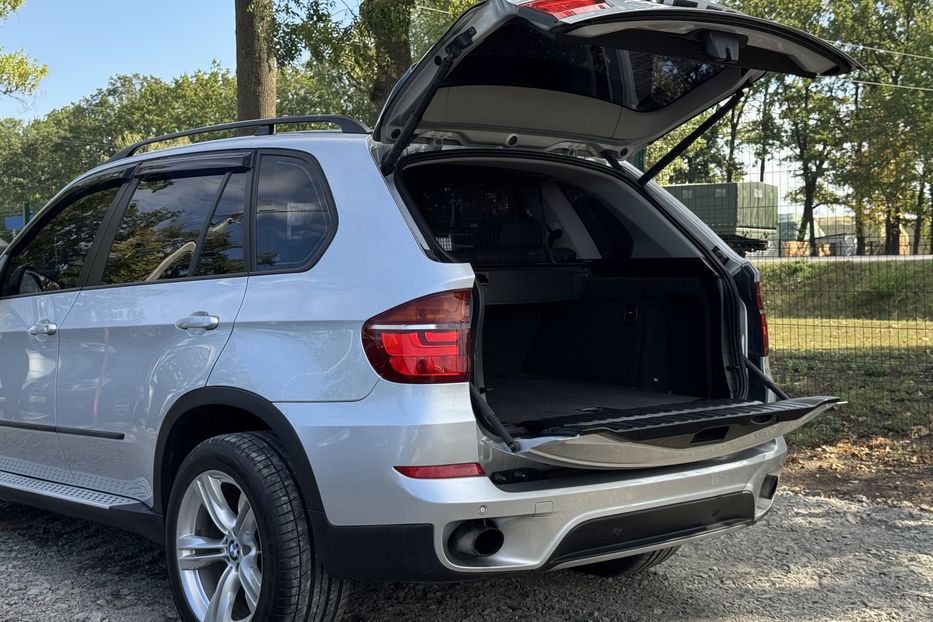Продам BMW X5 Е70  xDrive (FL) 2012 года в г. Умань, Черкасская область