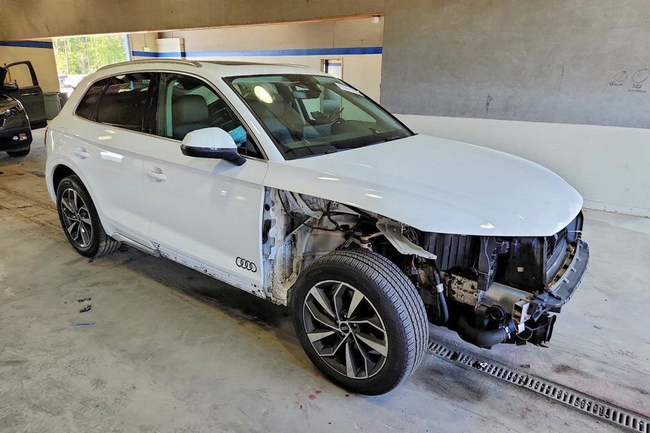 Продам Audi Q5 Premium 2021 года в Львове