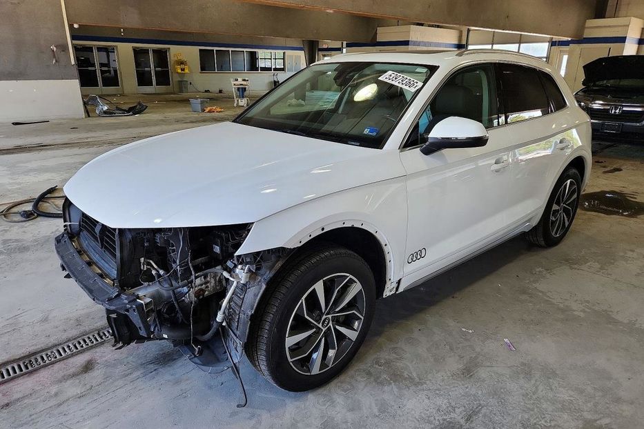 Продам Audi Q5 Premium 2021 года в Львове