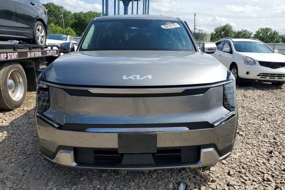 Продам Kia EV6 EV 9 2024 года в Львове