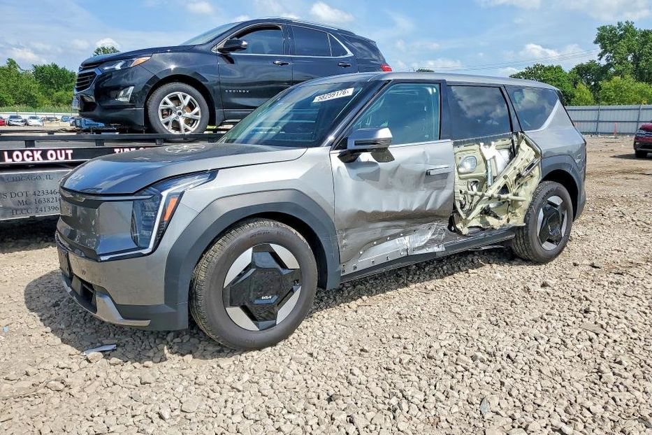 Продам Kia EV6 EV 9 2024 года в Львове
