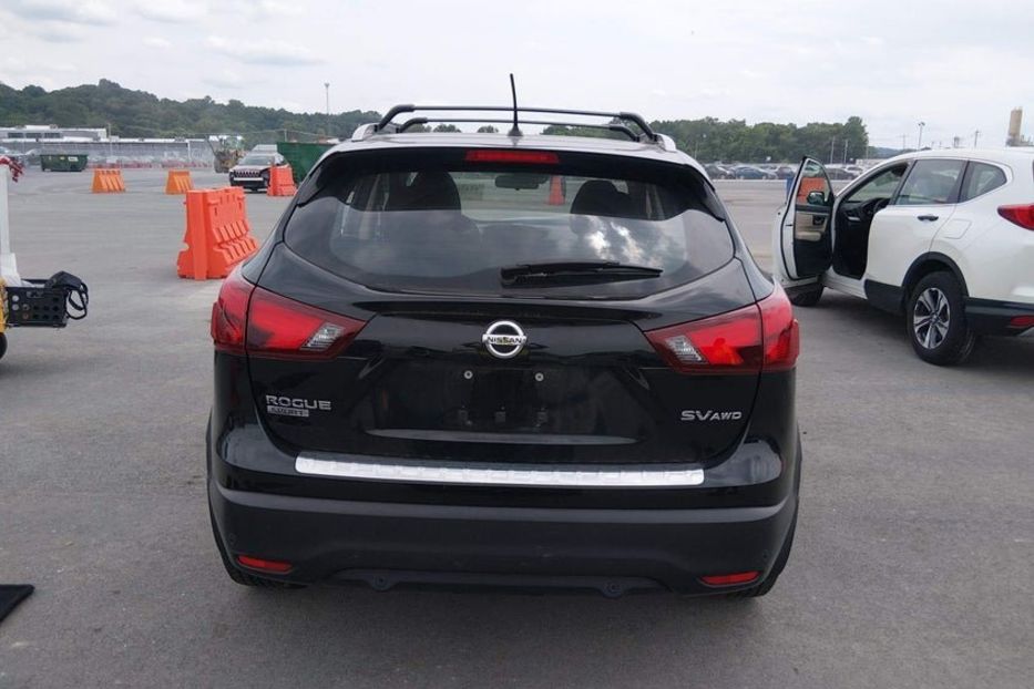Продам Nissan Rogue Sport 2019 года в Львове