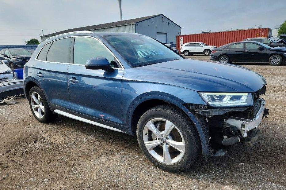 Продам Audi Q5 Premium Plus  2018 года в Львове