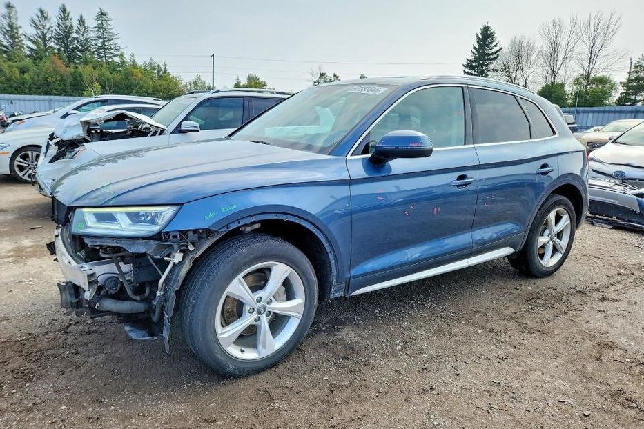 Продам Audi Q5 Premium Plus  2018 года в Львове
