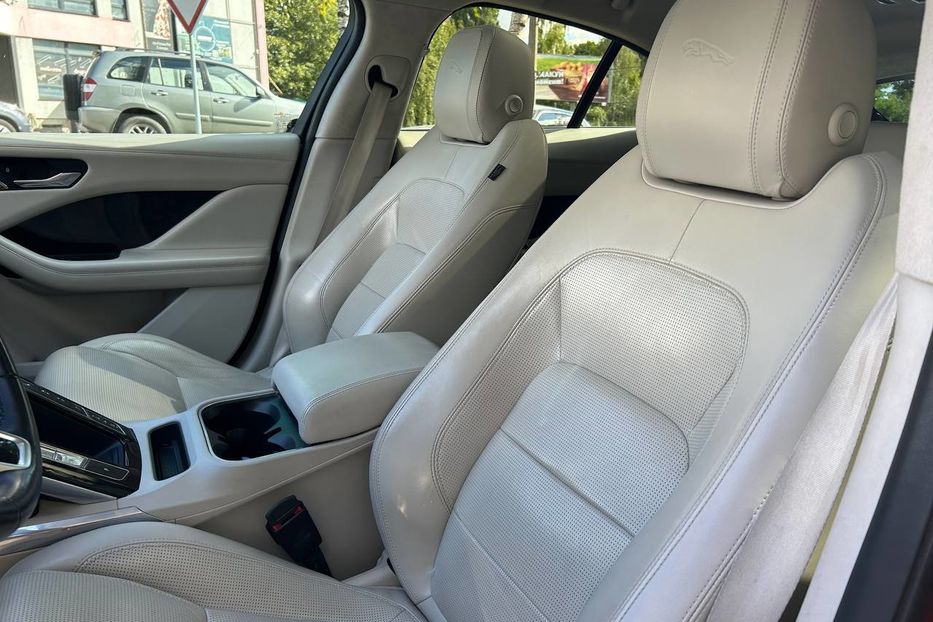 Продам Jaguar SL I-Pace 2018 года в Черновцах