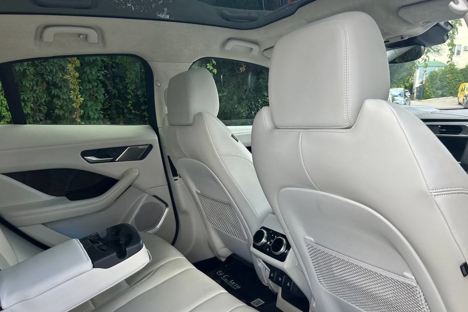 Продам Jaguar SL I-Pace 2018 года в Черновцах