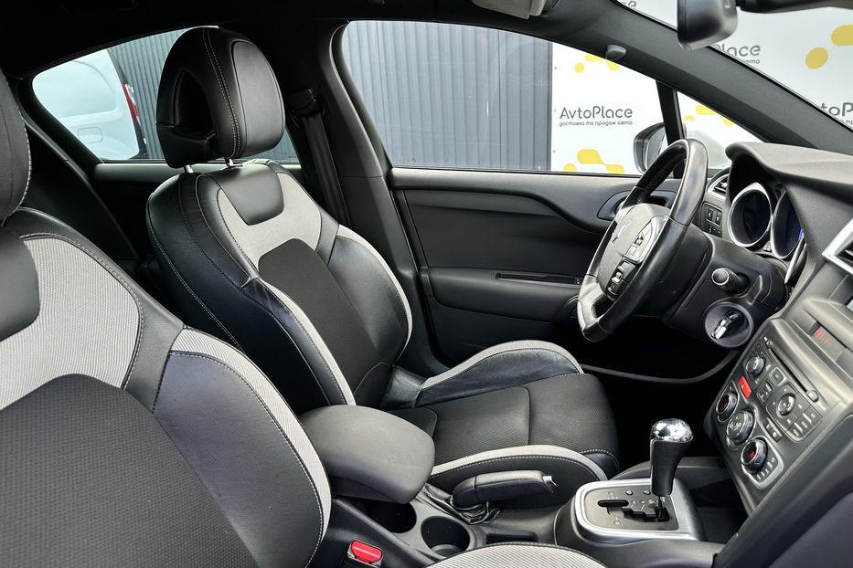 Продам Citroen DS4 2012 года в Луцке