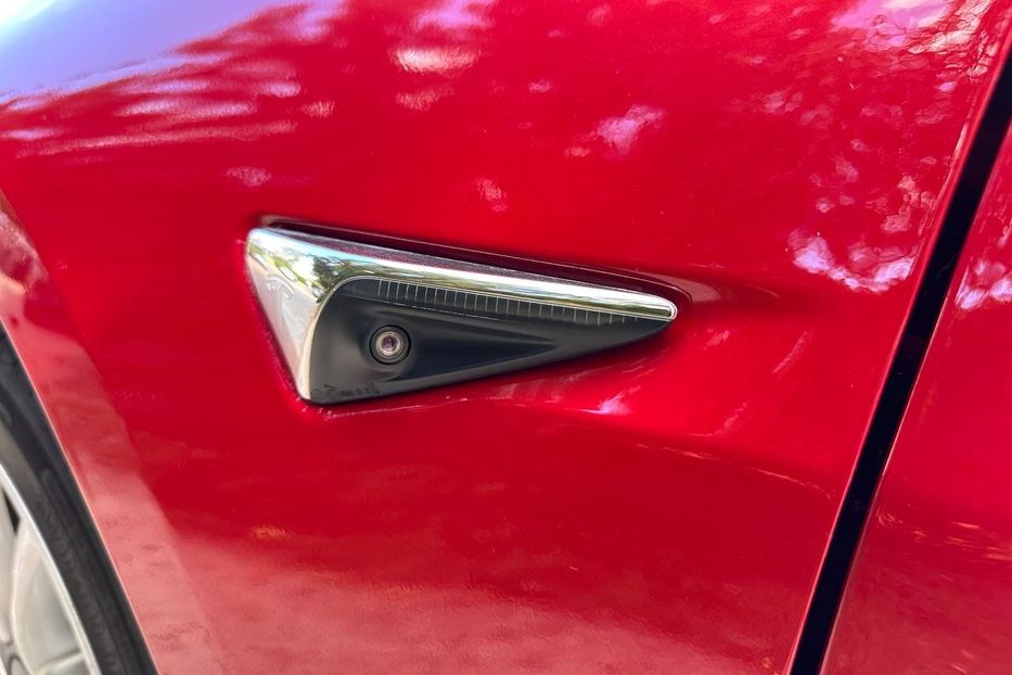 Продам Tesla Model 3 Long Range 2019 года в Черновцах