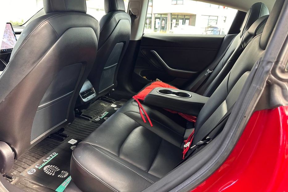 Продам Tesla Model 3 Long Range 2019 года в Черновцах