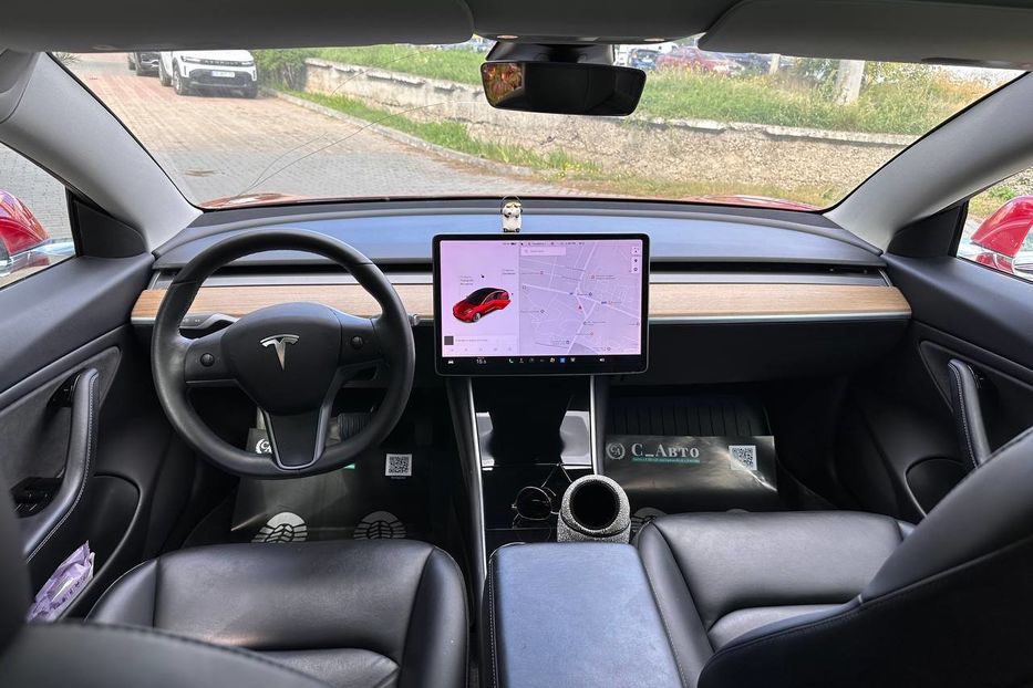 Продам Tesla Model 3 Long Range 2019 года в Черновцах