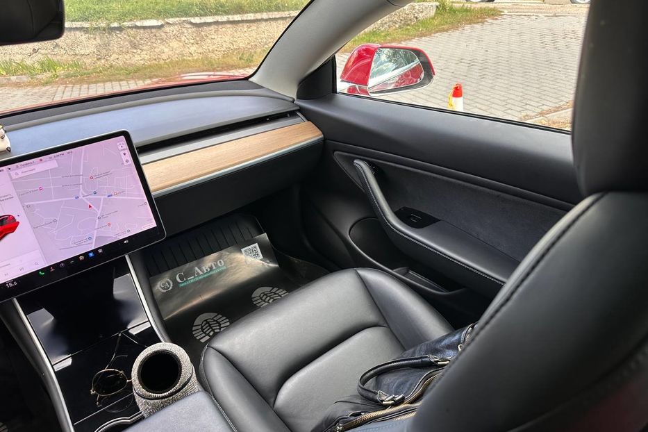 Продам Tesla Model 3 Long Range 2019 года в Черновцах