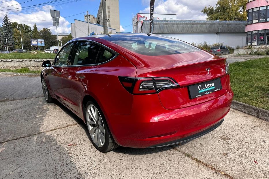Продам Tesla Model 3 Long Range 2019 года в Черновцах