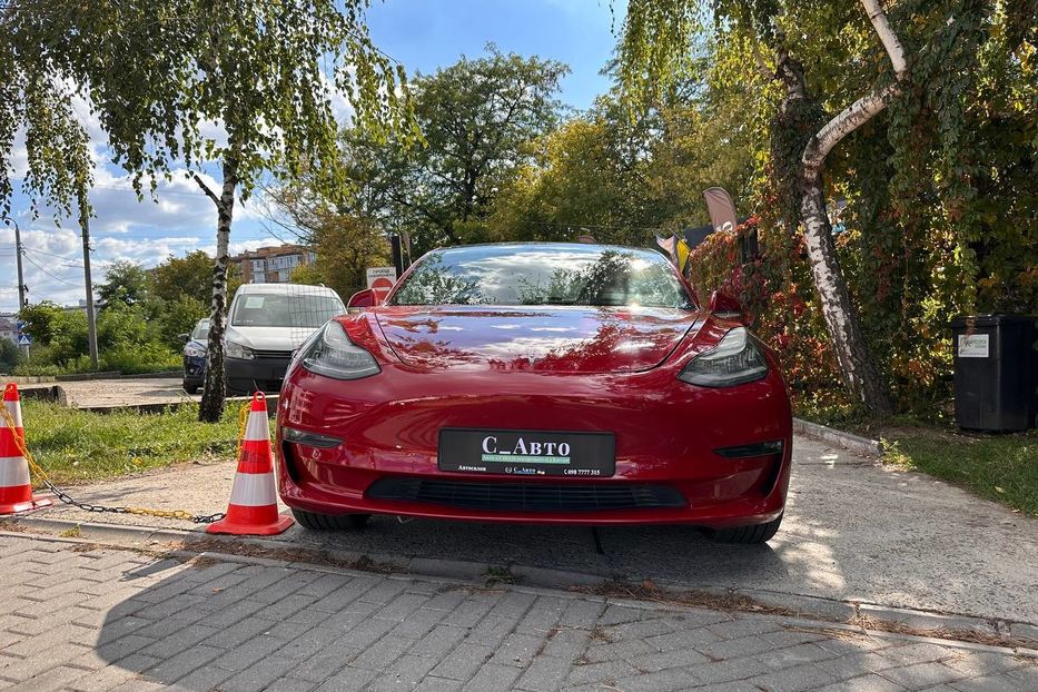 Продам Tesla Model 3 Long Range 2019 года в Черновцах