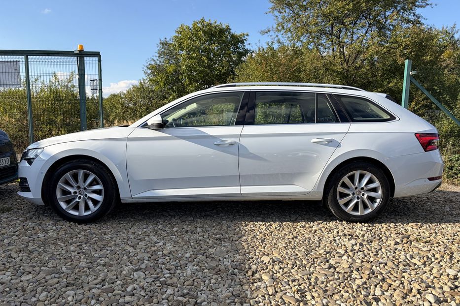 Продам Skoda Superb 2.0 TDI 150к.с FULL LED 2022 года в Львове