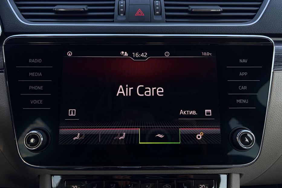 Продам Skoda Superb 2.0 TDI 150к.с FULL LED 2022 года в Львове