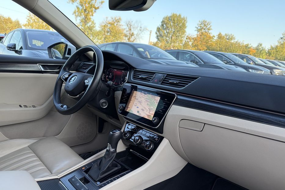 Продам Skoda Superb 2.0 TDI 150к.с FULL LED 2022 года в Львове